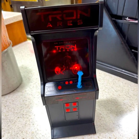 Tron Ares Popcorn Bucket / Tron Ares Light Up Popcorn Bucket / Ares Arcade - Picture 1 of 4